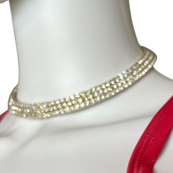 Vintage So Cute Elegant Silver Rhinestone Choker Necklace. - Picture 3 of 11